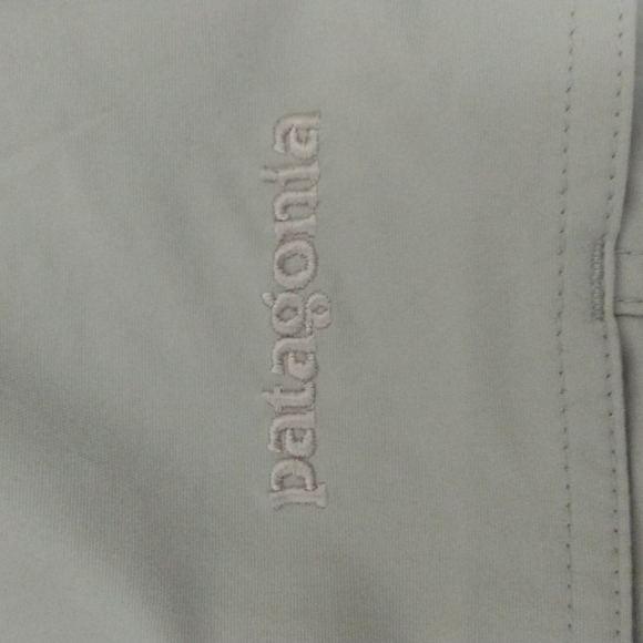 Patagonia Cargo shorts, size 34 - Picture 2 of 5